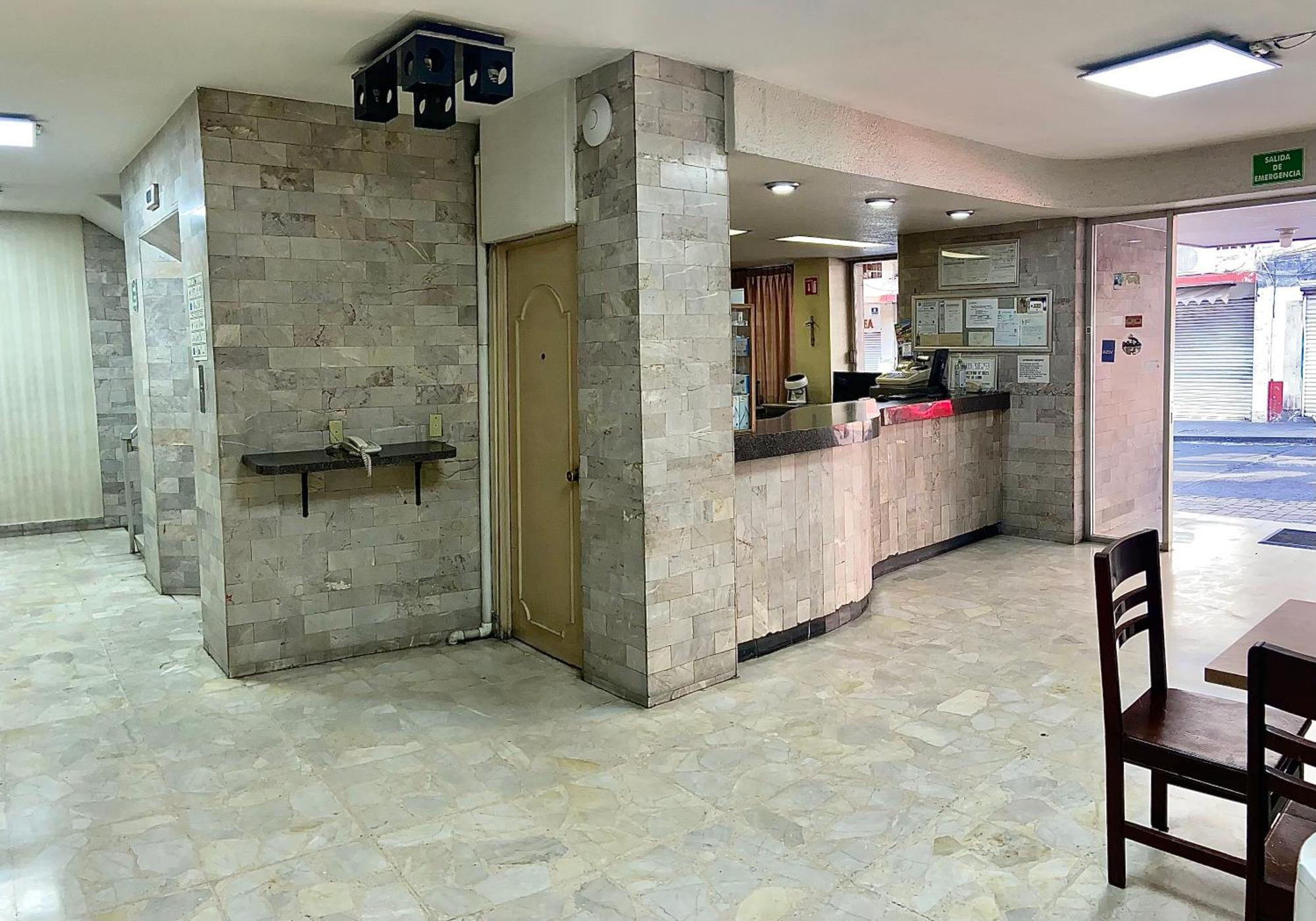 Nuevo Hotel Alameda De Uruapan Uruapan  Экстерьер фото